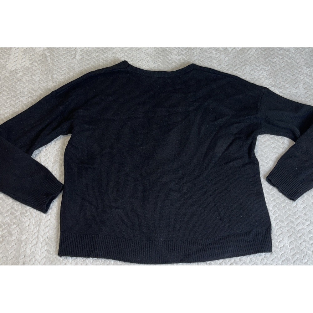 Garnet Hill  Black cashmere‎ Cable Front Detail Preppy V neck sweater Medium - Picture 2 of 10